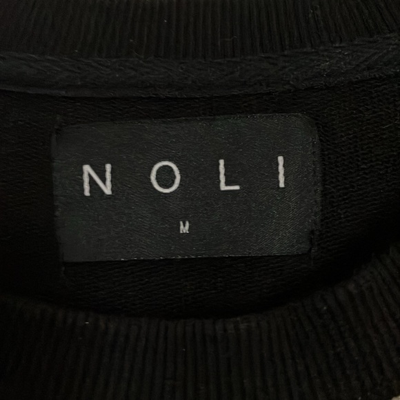 Noli cropped cotton sweatshirt.  Size Medium - Picture 2 of 3